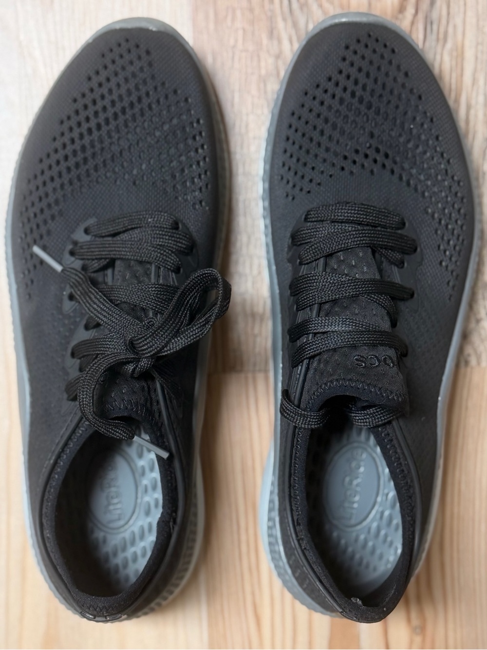 Crocs LiteRide 360 Pacer Sneakers Black Gray Women's Size 9